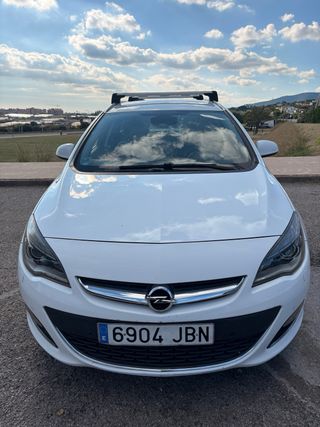 Opel Astra Sports