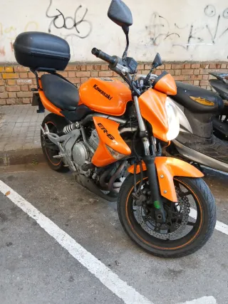 Kawasaki er-6n 650 72 cv (válida A2)