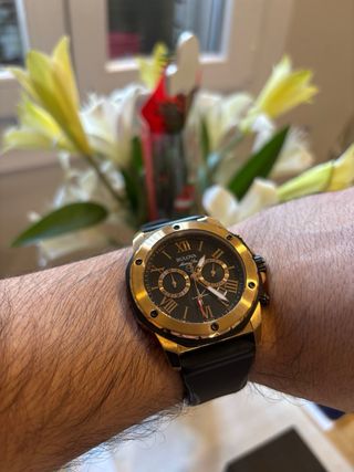 Reloj Bulova Marine Star Negro y Dorado