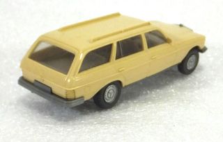 MERCEDES 250 RANCHERA CREMA ESCALA HO