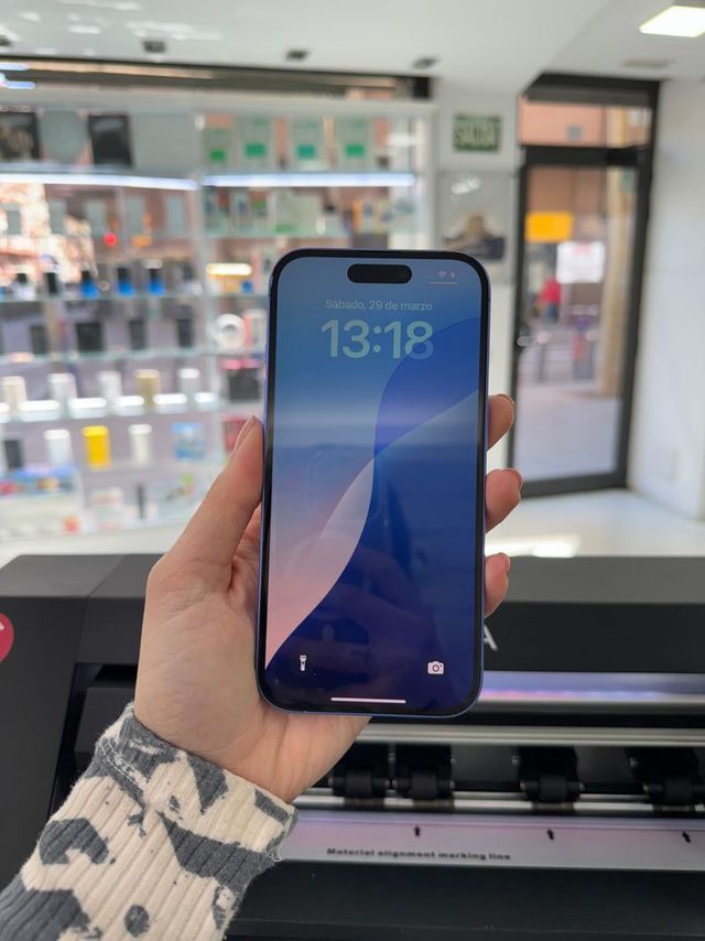 IPHONE 16 PLUS 128GB NELLA SUA SCATOLA