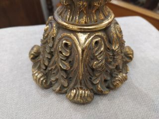 Candeliere portacandele in legno intagliato dorato