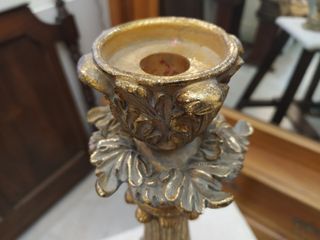 Candeliere portacandele in legno intagliato dorato