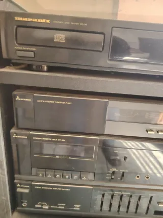 Torre Hi-Fi Marantz Mitsubishi Negra