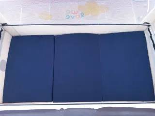 Cuna de viaje plegable con ruedas