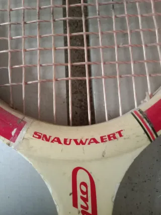 Raqueta de madera vintage