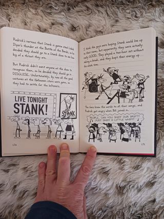 Diary of a Wimpy Kid, 17-Diper Överlöde. Tapa dura