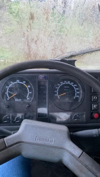 Cuadro y aforador Nissan L35