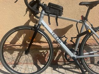 Bicicleta Carretera Triban Gris