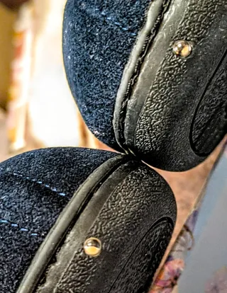 ZAPATILLAS DE CASA CON LUZ LED.COLOR AZUL.