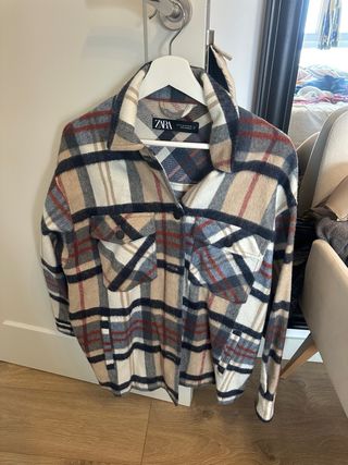 Sobrecamisa Zara cuadros talla M