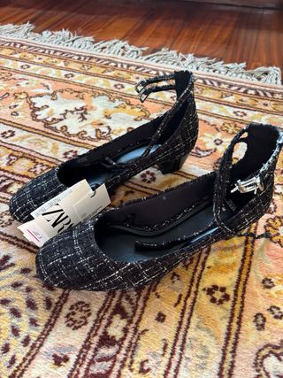 Zapatos Zara tacón negros brillos bailarina