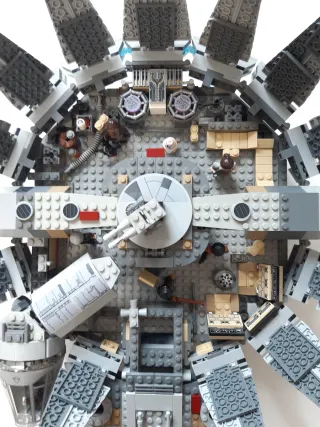 Halcón Milenario Lego Star Wars