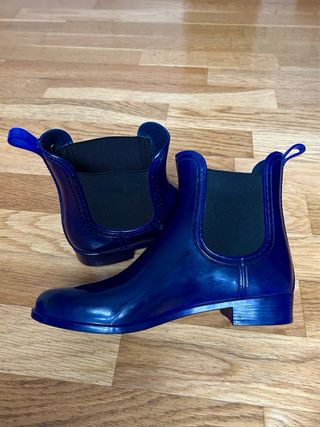Botines de agua azules