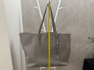 Bolso Tote Michael Kors Gris