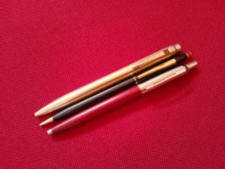 Lotto 3 penne vintage Parker rosse