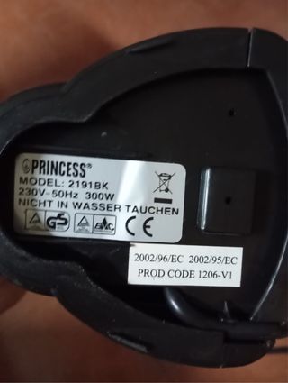 Cafetera Princess con Taza Negra