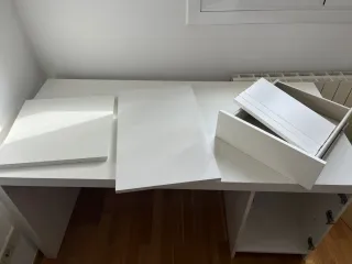 Escritorio IKEA MALM blanco 140x65