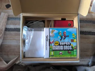 Nintendo DS XL Super Mario Bross 25th Anniversary