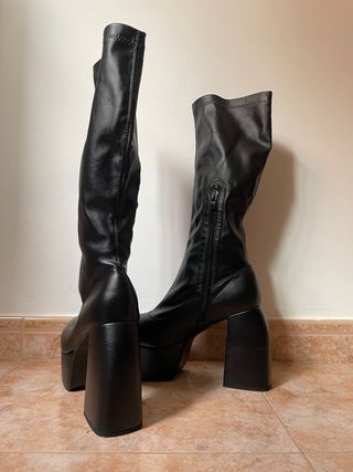 Botas altas negras tacón plataforma