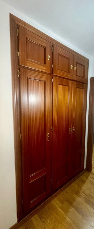 puertas de armario de madera