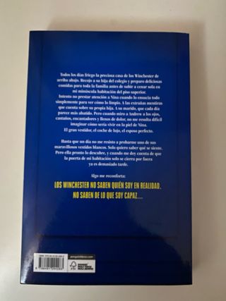 Varios libros , mirar fotos