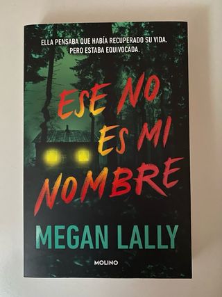 Varios libros , mirar fotos