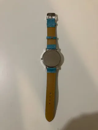 Reloj Pulsera Azul y Plateado