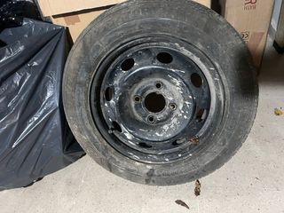 Llanta 13 con neumático para coche o remolque