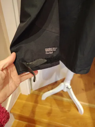 Cortavientos The North Face Negro/Gris