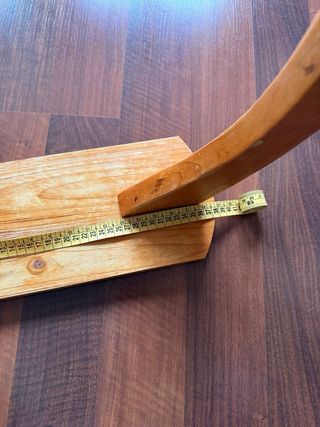 Jamonero de madera y metal