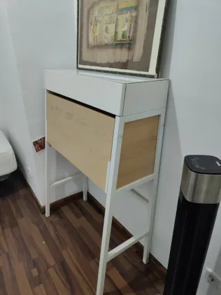 Escritorio plegable blanco y madera