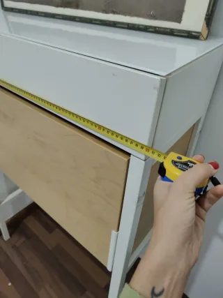 Escritorio plegable blanco y madera