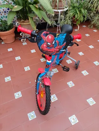 Bicicleta infantil Spiderman