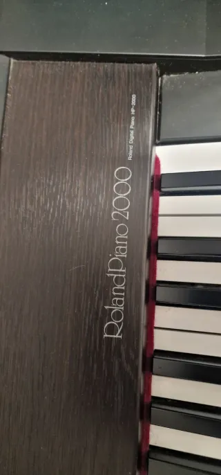 Piano Digital Roland HP2000