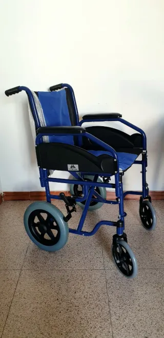 SILLA DE RUEDAS NUEVO A ESTRENAR