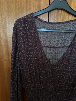 Blusa granate Pull&Bear manga larga