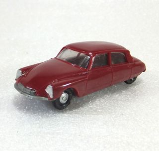 EKO CITROEN DS ESCALA HO