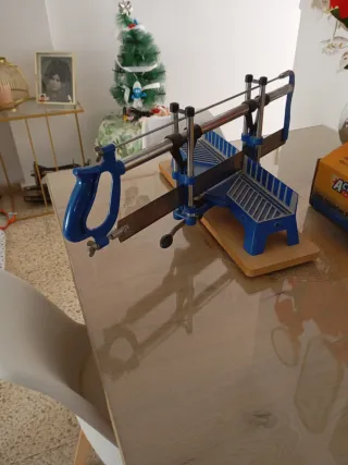 Sierra Ingletadora Manual Azul