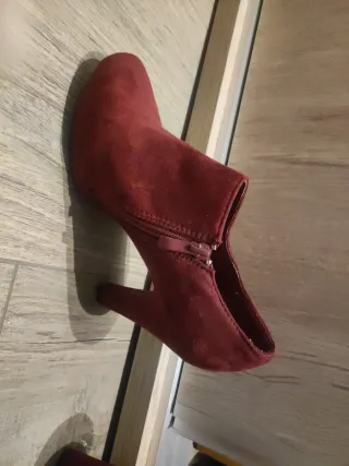 Botines granate tacón