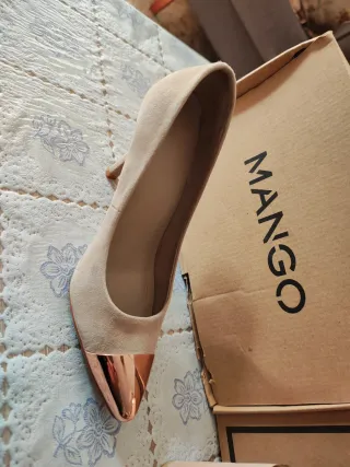 Lote Zapatos Mujer Mango Beige, Negro, Dorado