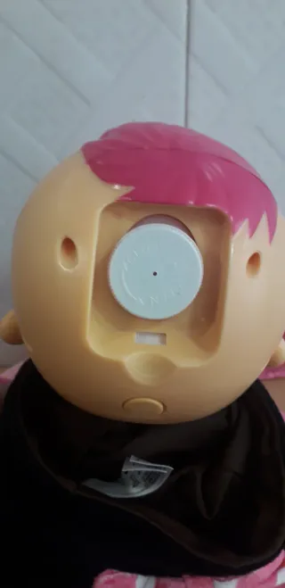 Bebé Llorón grande con traje Minnie Mouse