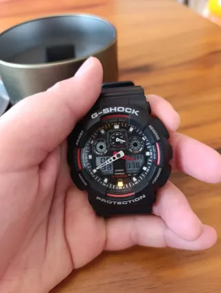 Casio G-Shock GA-100 Reloj