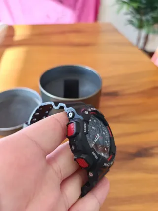 Casio G-Shock GA-100 Reloj