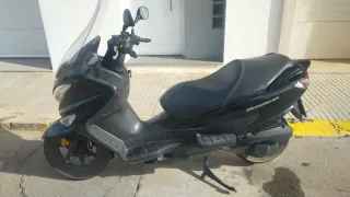 Suzuki Burgman 125cc Scooter.  Frenos ABS