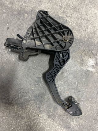 Pedal de embrague