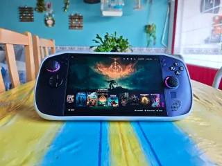 Lenovo Legion Go 3.5TB (32GB RAM, 1TB SSD)