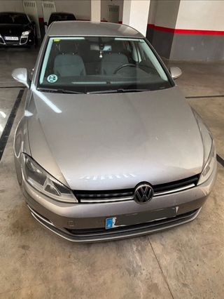 Volkswagen Golf VII