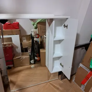 Armario de baño con espejo