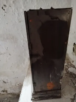 Capilla antigua de madera